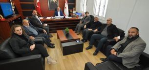 Muhtarlar Birliği, Değirmenlik Belediye Başkanı Karavezirler’i ziyaret etti