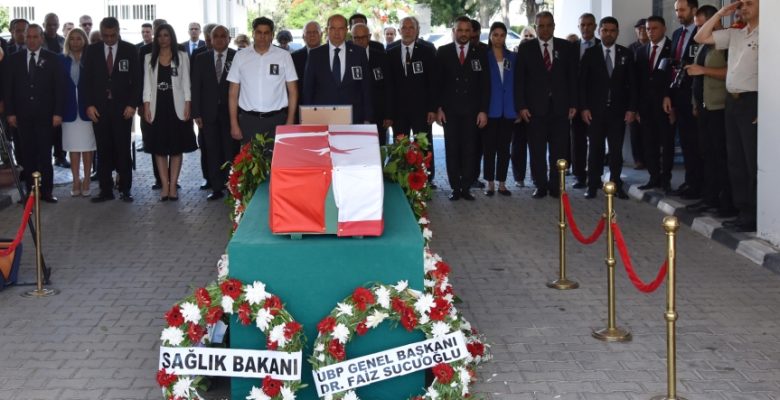 Vefat eden Kurucu Meclis Üyesi Özter için Meclis bahçesinde tören düzenlendi
