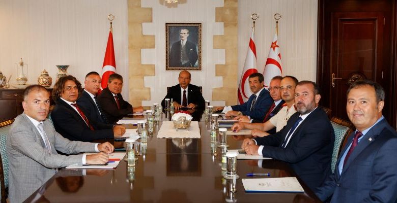 Cumhurbaşkanı Tatar başkanlığında “spor ambargolarına” yönelik toplantı yapıldı