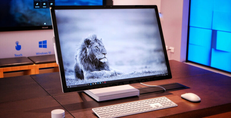 Microsoft, Surface Studio 3 ile iMac’e rakip olmaya hazırlanıyor!