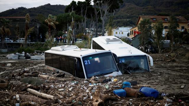 İtalya’nın Ischia Adası’ndaki heyelanın ardından 7 cesede ulaşıldı