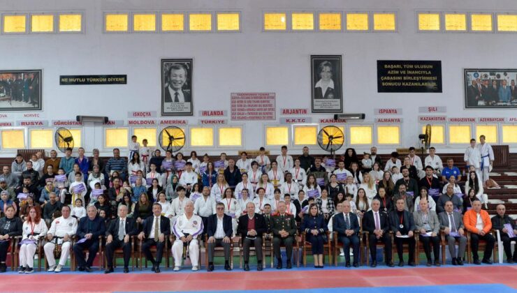 Tatar Martial Arts Oscar ödül törenine katıldı