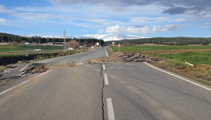 MTA, depremin ardından yenilenmiş diri fay haritasını yayınladı!