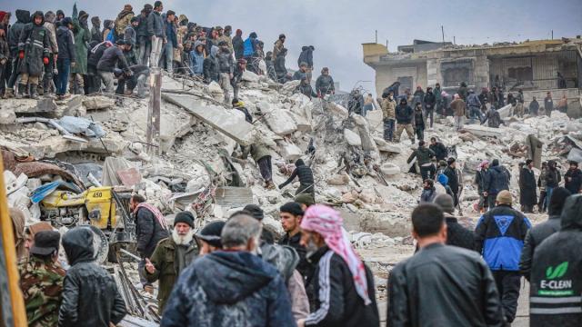 Suriye’de depremde ölenlerin sayısı 2 bin 530’a çıktı