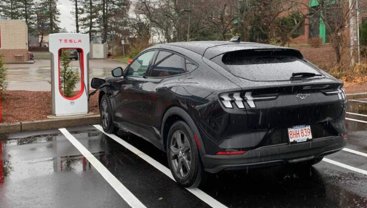 Ford ve Tesla, elektrikli otomobil için güçlerini birleştiriyor!