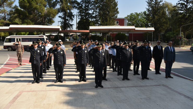 Polis örgütünün 59. kuruluş yıl dönümünde anıtlara çelenk sunuldu