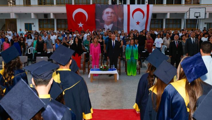 Cumhurbaşkanı Tatar, Haydarpaşa Ticaret Lisesi’nin mezuniyet törenine katıldı