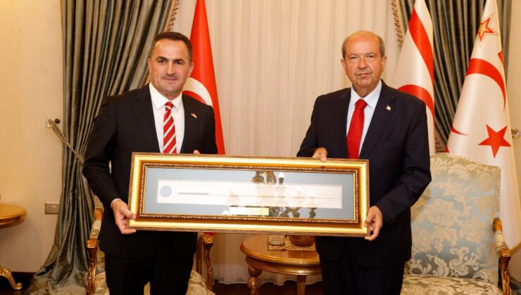 Cumhurbaşkanı Tatar, İstanbul Beyoğlu Belediye Başkanı ve Türkiye Okçular Vakfı Başkanı Yıldız’ı kabul etti