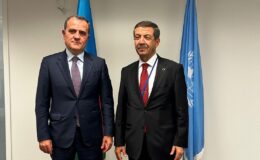 Dışişleri Bakanı Ertuğruloğlu, Azerbaycan Dışişleri Bakanı Bayramov ile görüştü