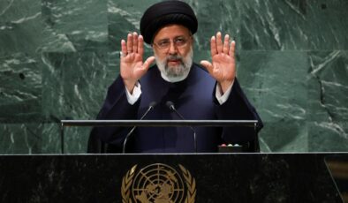 İsrailli diplomat İran Cumhurbaşkanı’nın BM konuşması sırasında eylem yaptı