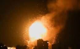 İsrail Gazze’de Hamas’a ait mevziye hava saldırısı düzenledi