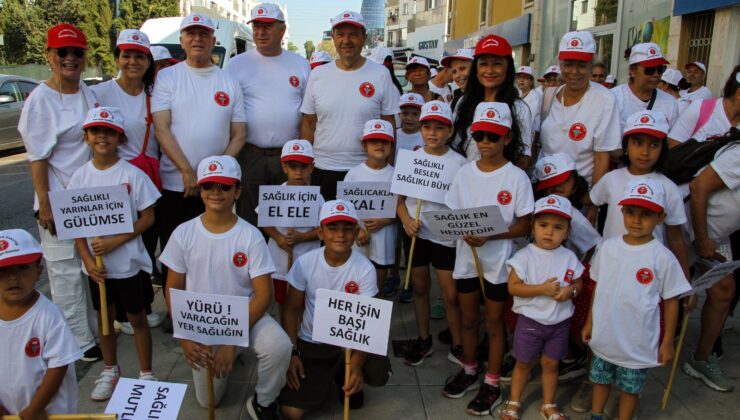 Sağlık Bakanlığı “Sağlıkla Kal” yürüyüşü düzenledi