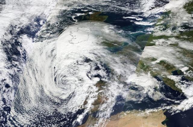 İskoçya’da Babet Fırtınası etkili oluyor: 2 ölü