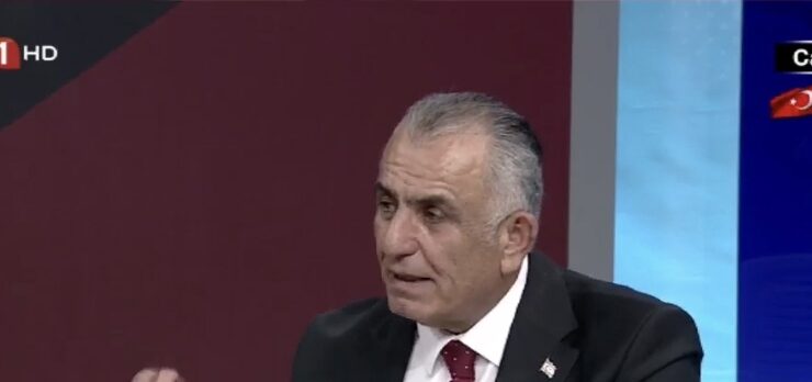 Çavuṣoğlu:Tam gün eği̇ti̇m vi̇zyonundaki̇ yolculuk planlandığı gi̇bi̇ gi̇di̇yor