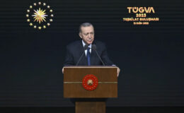 Türkiye Cumhurbaşkanı Erdoğan’dan bölgede gerilimi düşürmek için çaba harcamaya çağrısı