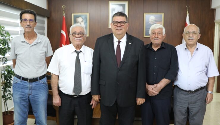 Maliye Bakanı Berova, Emekli Mücahitler Derneği heyetini kabul etti