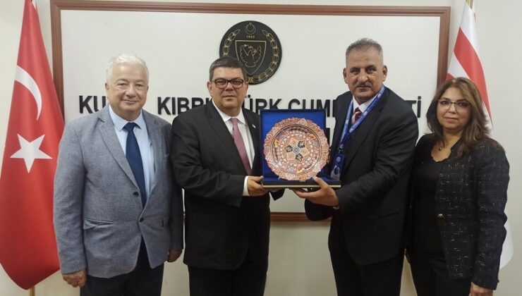 Maliye Bakanı Berova, Kıbrıs Türk Emlakçılar Derneği ile Mersin Emlakçılar Odası heyetini kabul etti