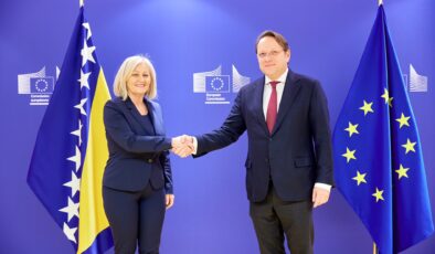AB: Bosna Hersek’le üyelik müzakerelerine Mart 2024’te başlayabiliriz