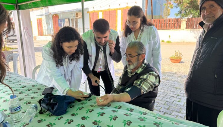 Büyükkonuk Köy Meydanı’nda sağlık taraması yapıldı