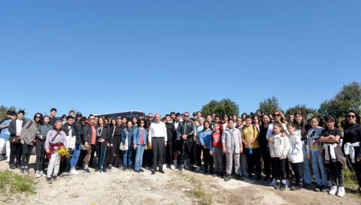 Cumhurbaşkanı Tatar, Girne Bölgesi Okullarının Doğa Yürüyüşüne katıldı