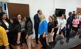 Sağlık Bakanı Dinçyürek, bakanlık personeli ile bayramlaştı