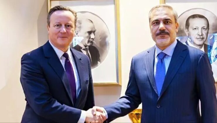 TC Dışişleri Bakanı Fidan, Brüksel’de İngiliz mevkidaşı Cameron’la görüştü