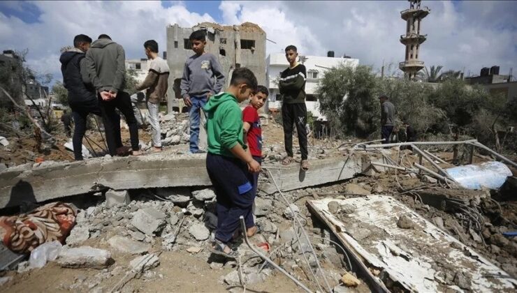 İsrail’in 187 gündür saldırılarını sürdürdüğü Gazze’de can kaybı 33 bin 482’ye çıktı