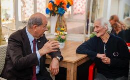 Cumhurbaşkanı Tatar, Özen Yaşlı Yaşam Merkezi’ni ziyaret etti
