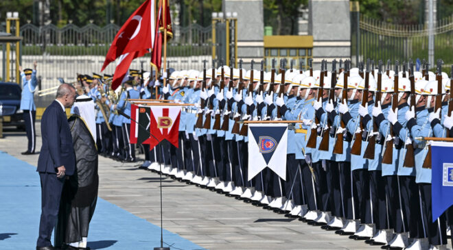 TC Cumhurbaşkanı Erdoğan, Kuveyt Emiri es-Sabah’ı resmi törenle karşıladı