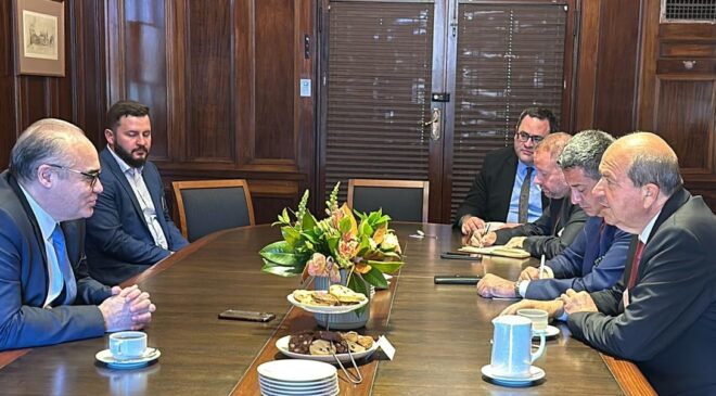 Cumhurbaşkanı Tatar, Victoria Parlamentosu Milletvekili Adem Somyürek ile görüştü