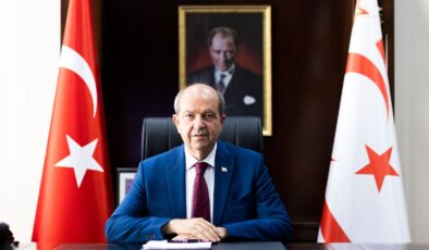 Cumhurbaşkanı Tatar: Rum liderliğinin açıklamaları Kıbrıs adasını da potansiyel bir hedef haline getirme tehlikesi taşıyor