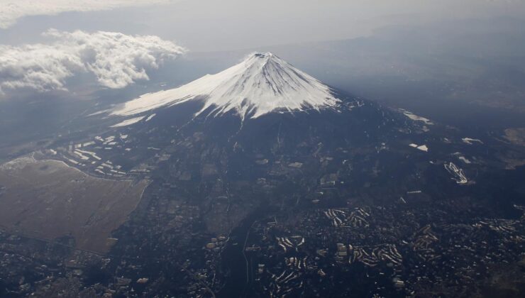 Japonya’da Fuji Dağı krateri yakınlarında kaybolan 3 dağcının cesedi bulundu