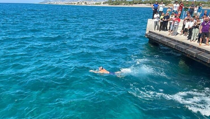 Türkiye’nin Eski Devlet Bakanı Tüzmen ile 7 sporcu, Anamur’dan Girne’ye yüzecek