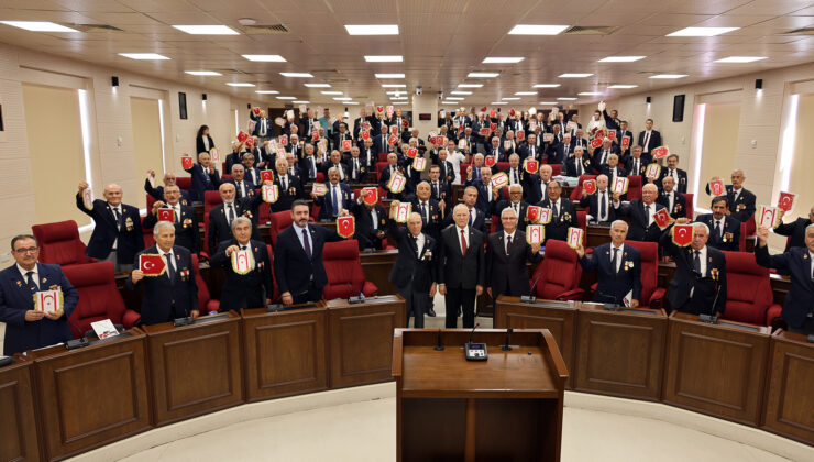 Meclis Başkanı Töre, Kıbrıs gazilerini kabul etti