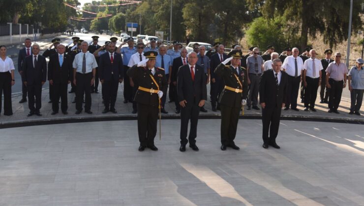 20 Temmuz Barış Harekatı 50’nci Yıl dönümü… Şehitler Anıtına çelenk sunuldu