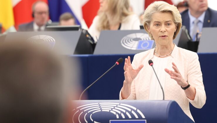 Ursula von der Leyen bir kez daha AB Komisyonu Başkanı seçildi