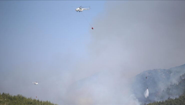 Bodrum’da çıkan orman yangınına havadan ve karadan müdahale ediliyor