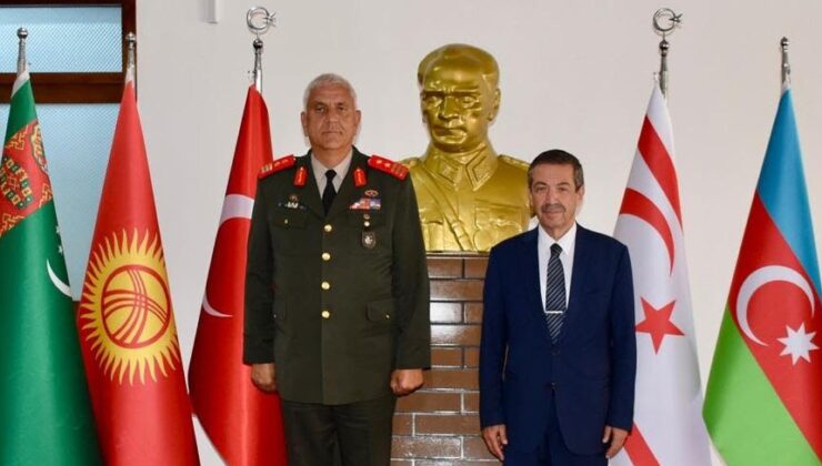 Dışişleri Bakanı Ertuğruloğlu, Tümgeneral Aytaç ile görüştü