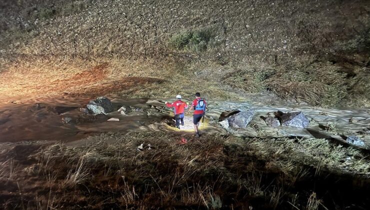 Türkiye’de bazı illerde etkili olan yağışlarda mahsur kalan 1065 kişi tahliye edildi