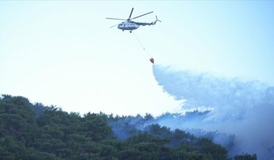 İzmir’deki orman yangınına havadan müdahaleye yeniden başlandı