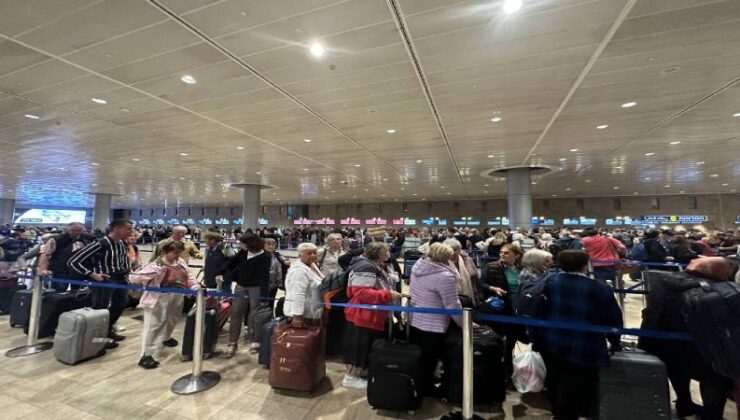 BM yetkilisi, İsrail’in uluslararası STK çalışanlarına vize vermeyi durdurduğunu söyledi