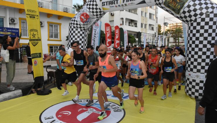 Girne Yarı Maratonu yapıldı