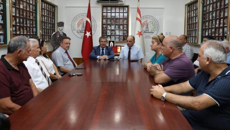 Başbakan Üstel, Şehit Aileleri Ve Malül Gaziler Derneği’ni ziyaret etti:’Şehitlerimiz canlarını feda ederek, bizleri bugünlere getirmiştir’