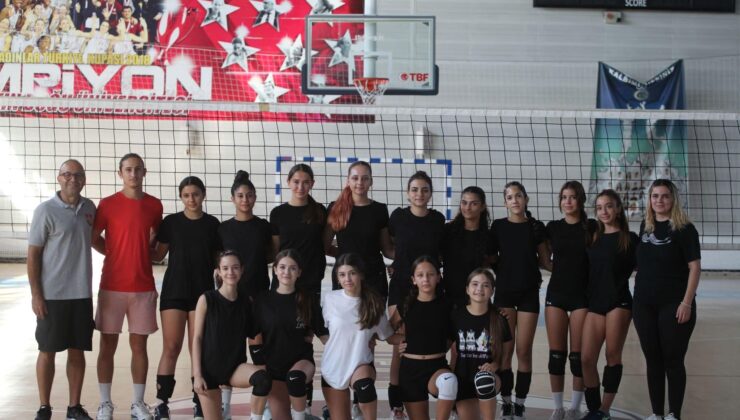 YDÜ voleybol liglerine katılıyor