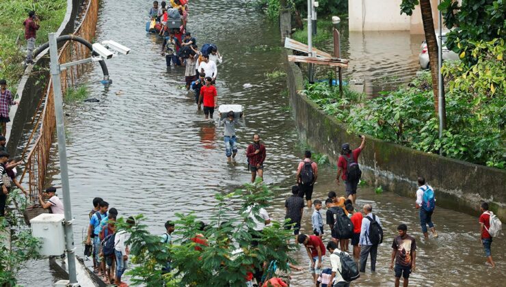 Hindistan’da yağışlar nedeniyle 10 kişi öldü