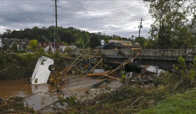 Florida’da Milton Kasırgası uyarısı nedeniyle yüzlerce kişi okula sığındı