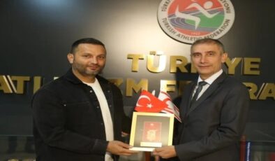 Türkiye Atletizm Federasyonu Başkanı Ahmet Karadağ’a KKTC’li mevkidaşından ziyaret