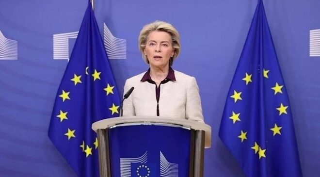 Von der Leyen, AB Komisyonunun yeni üyelerini tanıttı, gelecek döneme dair mesajlar verdi