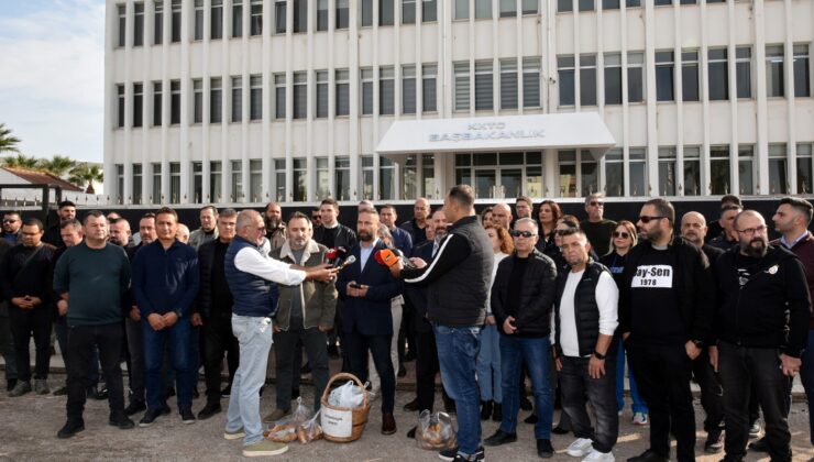 Sendikaların eylemi: Hayat pahalılığı ve Toplu İş Sözleşmesi’nde yapılmak istenen değişiklik protesto edildi