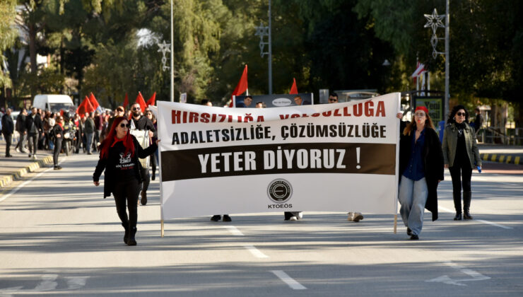 KTOEÖS Meclis önündeydi…Selma Eylem: Çözüm önerilerimizi Meclis’e sunacağız